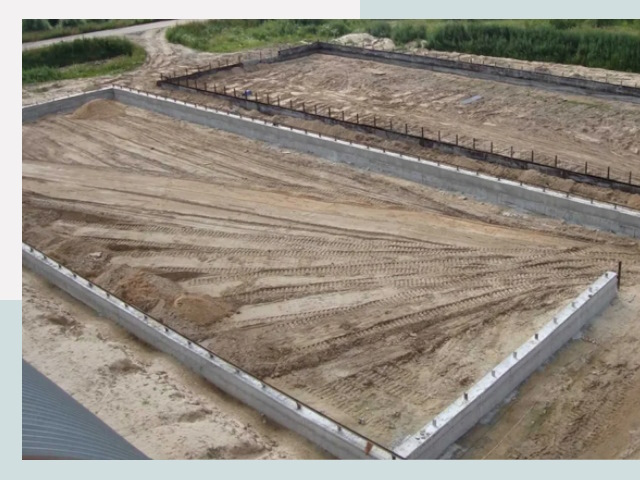 Фундамент для ангаров в Выборг от 613 руб.